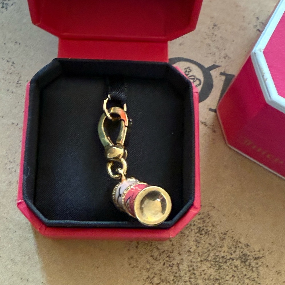 Juicy Couture Hairspray charm (opens) 2008 - Picture 5 of 6